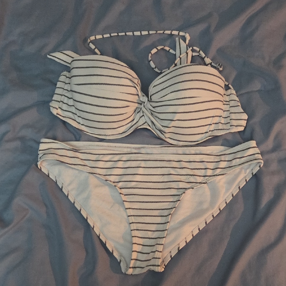 ardene | navy + white stripe two piece set